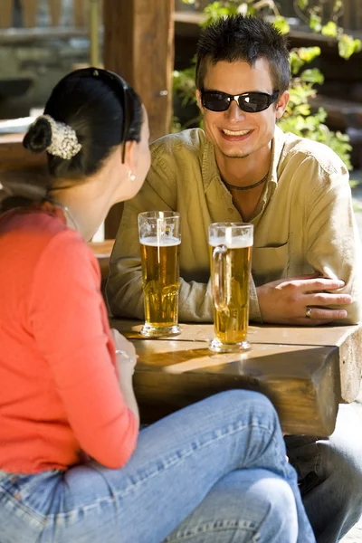 Cerveja romântica — Fotografia de Stock