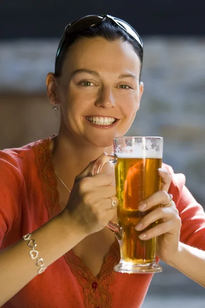 Cerveja fresca longa — Fotografia de Stock