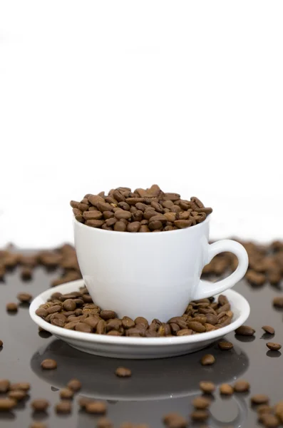 Tasse Kaffeebohnen — Stockfoto