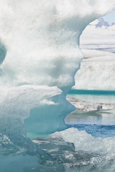 Tání ledovců na lagunu, jokulsarlon, Island — Stock fotografie