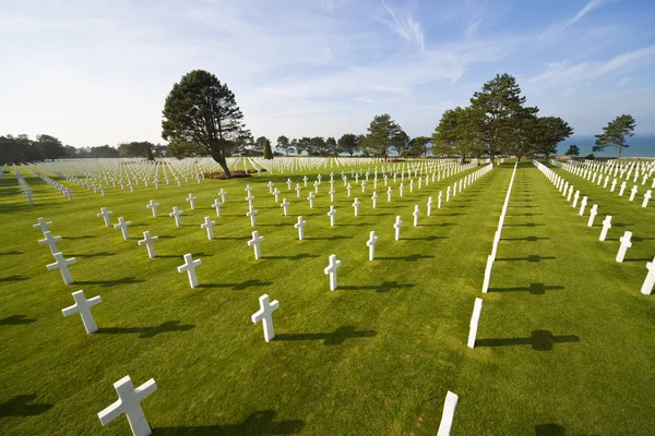 Amerikaanse begraafplaats colleville-sur-mer omaha strand Normandië Frankrijk — Stockfoto