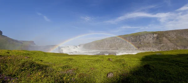 Dubbel regnbåge över gullfoss vattenfall Island — Stockfoto