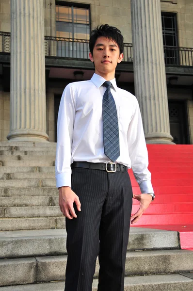Fiatal ázsiai kínai diplomás — Stock Fotó