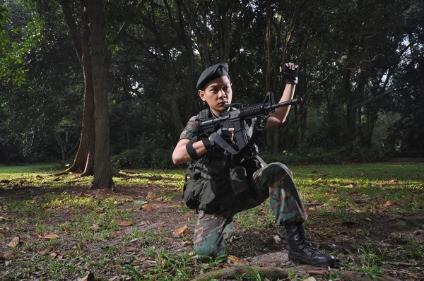 Tentara Cina Asia dalam berbagai pose — Stok Foto