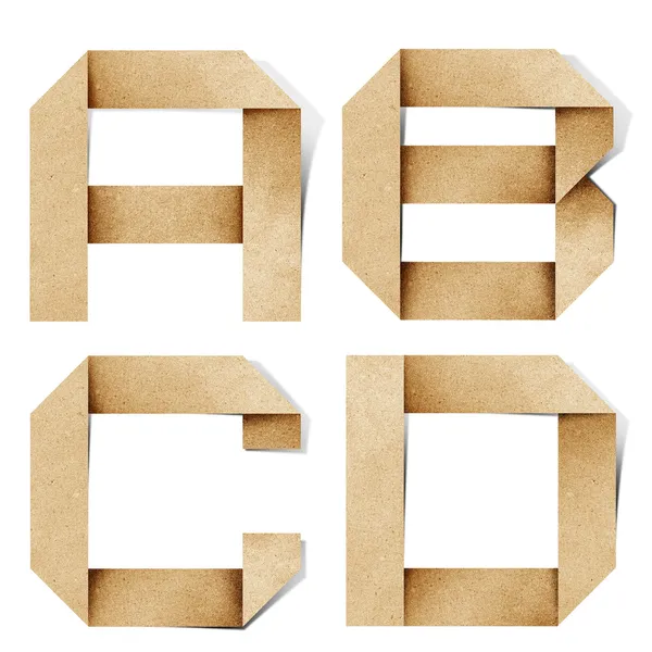 Origami letras del alfabeto papel reciclado palo artesanal sobre fondo blanco —  Fotos de Stock