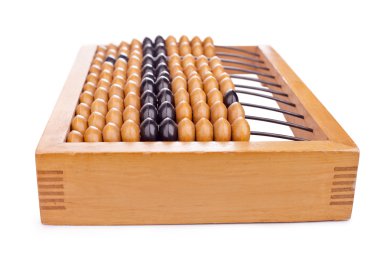 Beyaz arka plan üzerinde izole muhasebe abacus