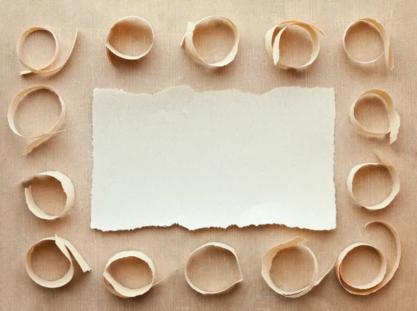 Carte faite à la main à partir de morceaux de papier déchiré — Photo