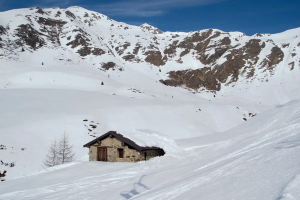 Baita alpina — Zdjęcie stockowe