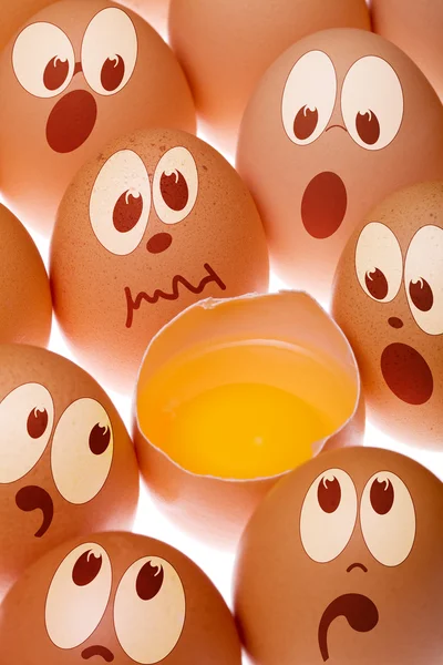 Frightened eggs - horror concept — Stock Photo, Image