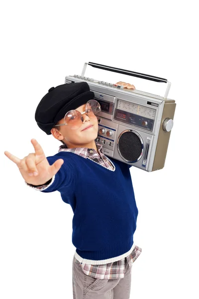 Retro pojke med bärbara kassettbandspelare — Stockfoto