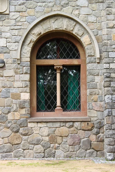 中世纪的窗口 — 图库照片