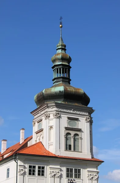 Башня иезуитского колледжа — стоковое фото