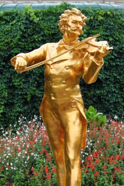 Johann Strauss statue clipart