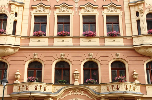 Αναγεννησιακό παλάτι στην Πράγα — Φωτογραφία Αρχείου