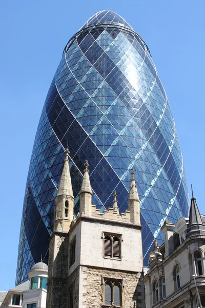 El edificio Gherkin en Londres — Foto de Stock
