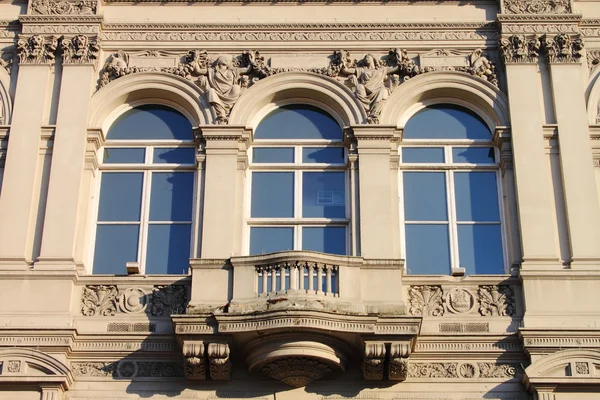 Ренесанс windows — стокове фото