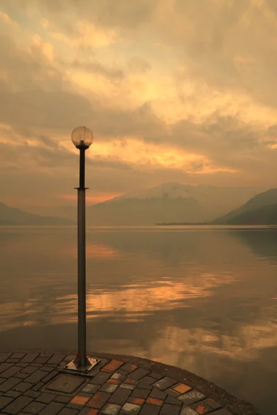 Lago di Como al tramonto — Foto Stock