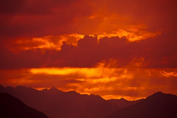 Pôr do sol & Alpes — Fotografia de Stock