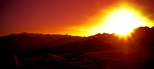 Puesta de sol y Alpes — Foto de Stock
