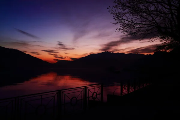 Lago Como al atardecer —  Fotos de Stock