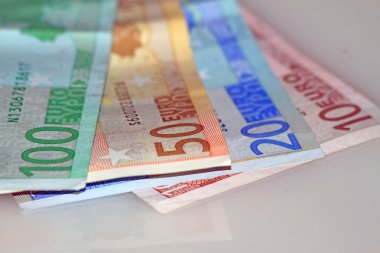 Euro banknot ve madeni paralar