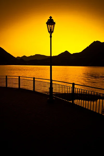 Lago di Como al tramonto — Foto Stock