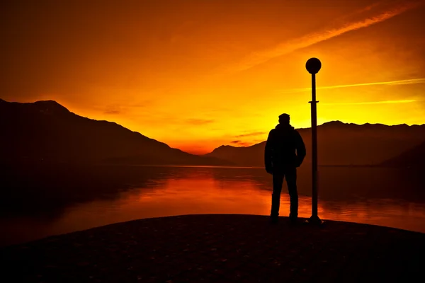Mann & Sonnenuntergang — Stockfoto