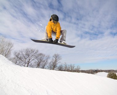 atlama snowboarder