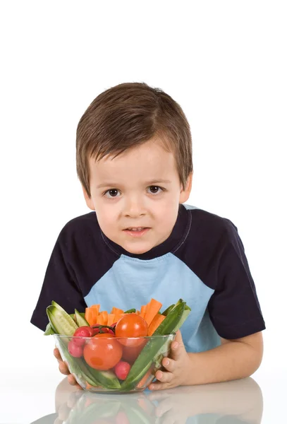 Frisk pojke med grönsaker — Stockfoto