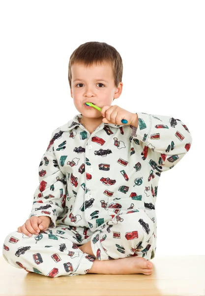 Παιδί βούρτσισμα των δοντιών πριν τον ύπνο — Φωτογραφία Αρχείου