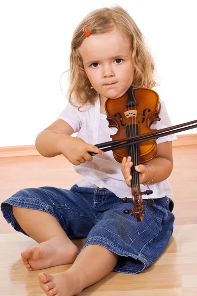 Little girl practicing the violin — Stock Photo, Image