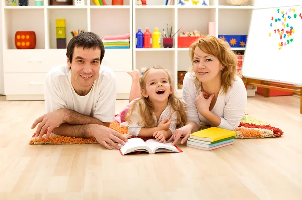 Family story time — Stock Photo, Image