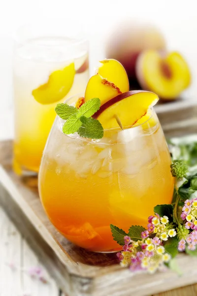Peach cocktail — Stock Photo, Image