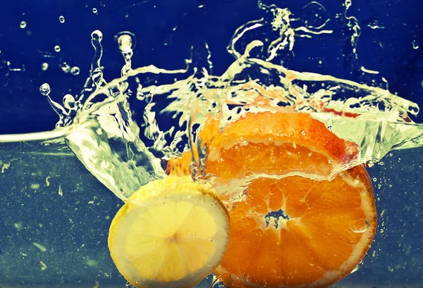 stock image FRESH FRUIT IN WATER