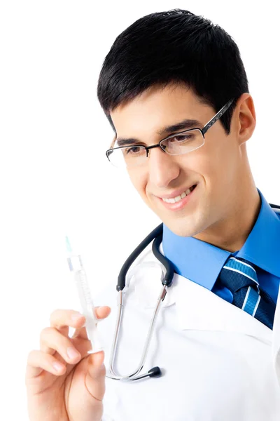 Счастливый доктор со шприцем, изолированный на белом — стоковое фото