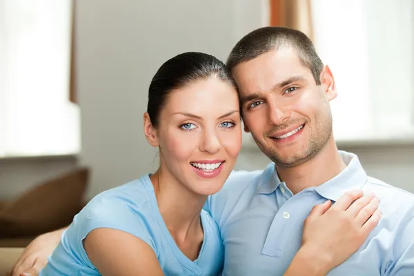 Portrait of young happy smiling couple Royalty Free Stock Images