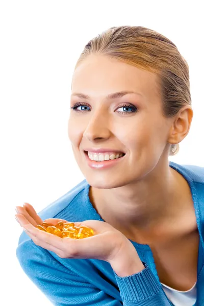 Vrouw met omega-3 vissen olie capsule, geïsoleerd op wit — Stockfoto