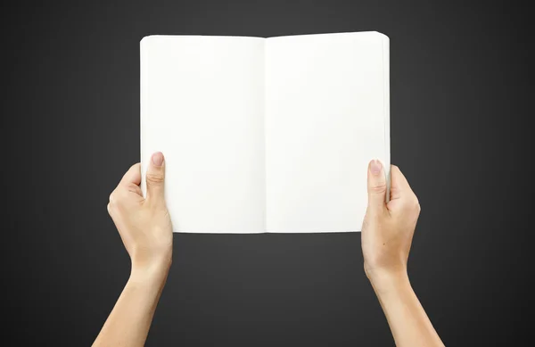 Mãos femininas segurando um caderno branco em branco — Fotografia de Stock