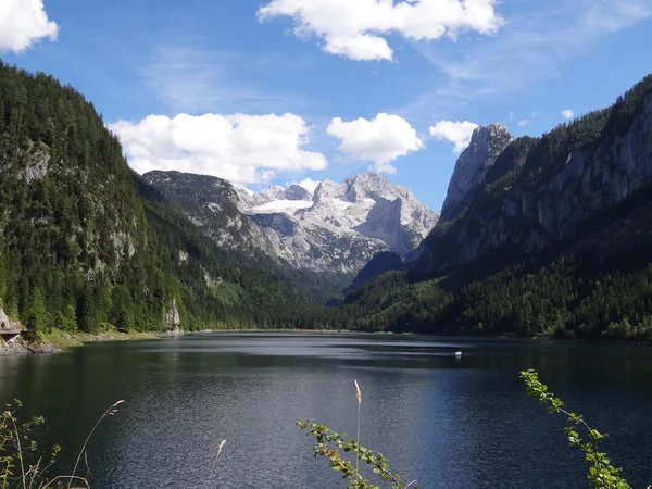 Dachstein con el lago Gosau Imágenes de stock libres de derechos