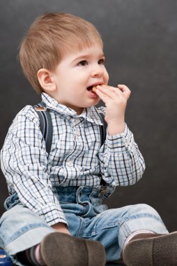 Baby eating clipart