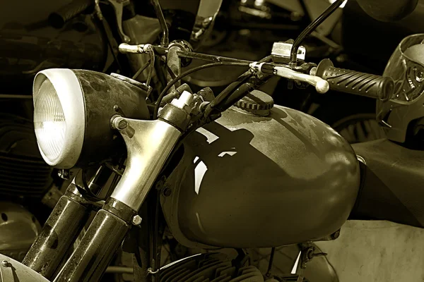 Старий мотоцикл — стокове фото