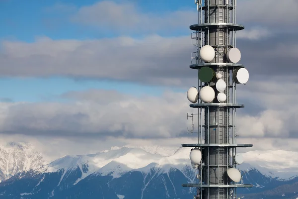 Communication antenna tower — Stock Photo, Image