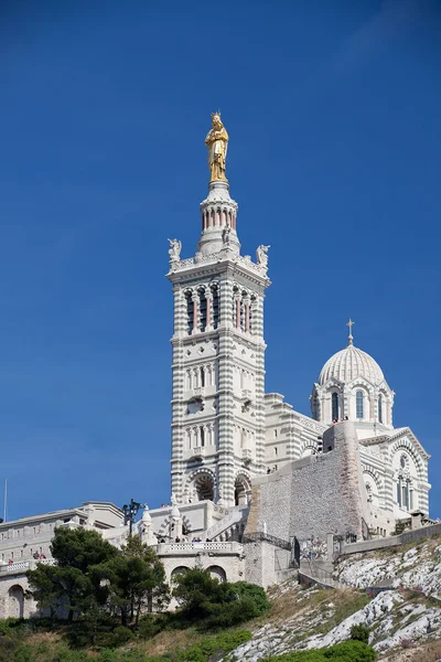 Famosa Notre-Dame-de-la-Garde — Fotografia de Stock