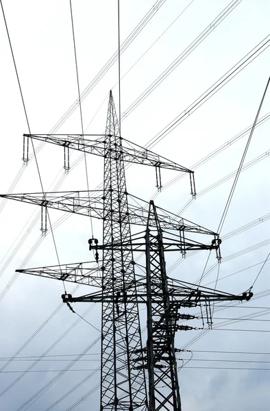 Elektrische pylones Stockfoto
