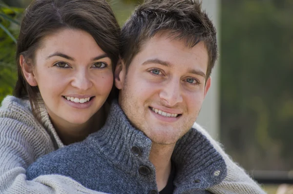 Young Attractive White Couple — Stock Photo, Image