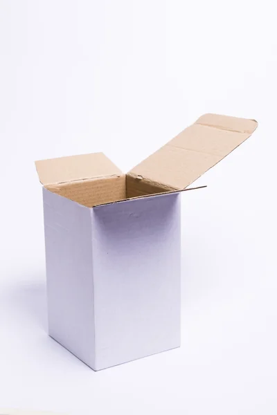 Otevřít kartonovou krabici. — Stock fotografie