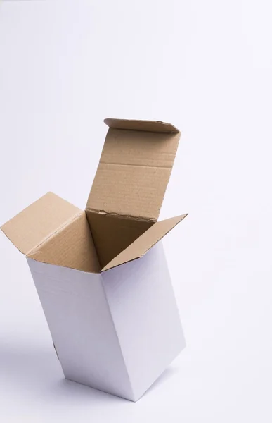 Caja de cartón corrugado — Foto de Stock