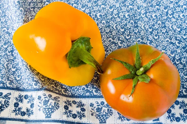 Tomat och peppar — Stockfoto