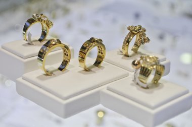 Five Golden Rings clipart
