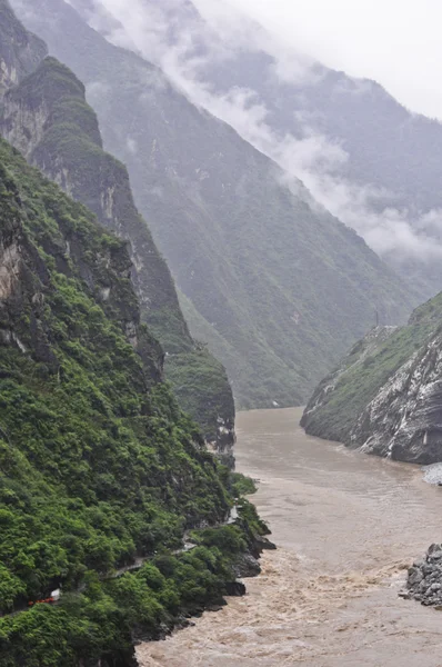 Tiger Leaping Gorge — Stock Photo, Image